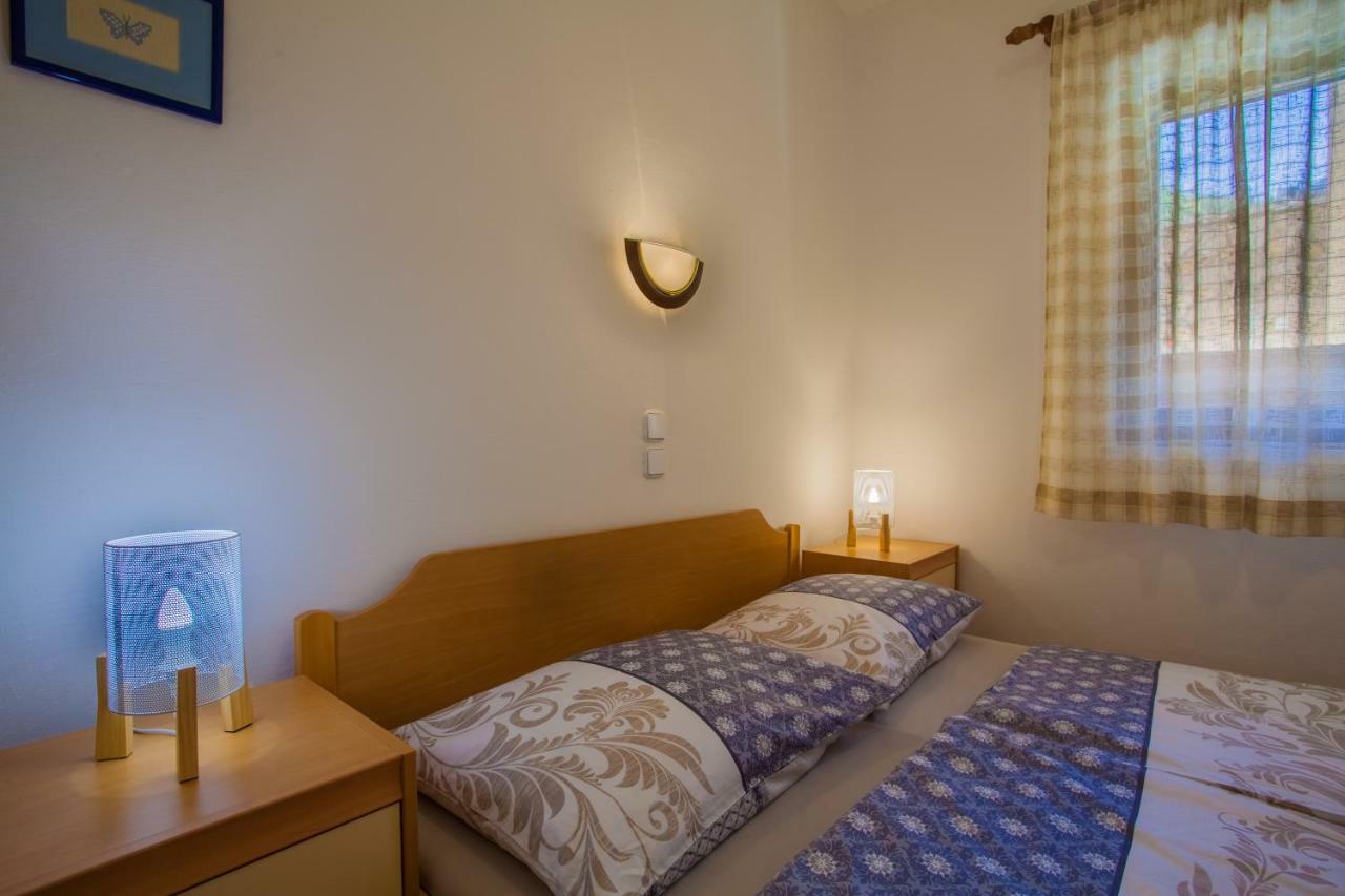 Apartmani Komesic Zubovici Bagian luar foto