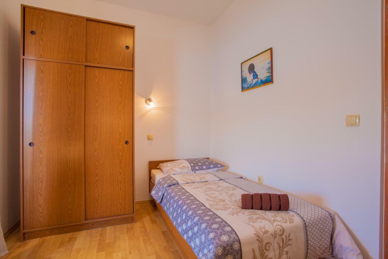Apartmani Komesic Zubovici Bagian luar foto