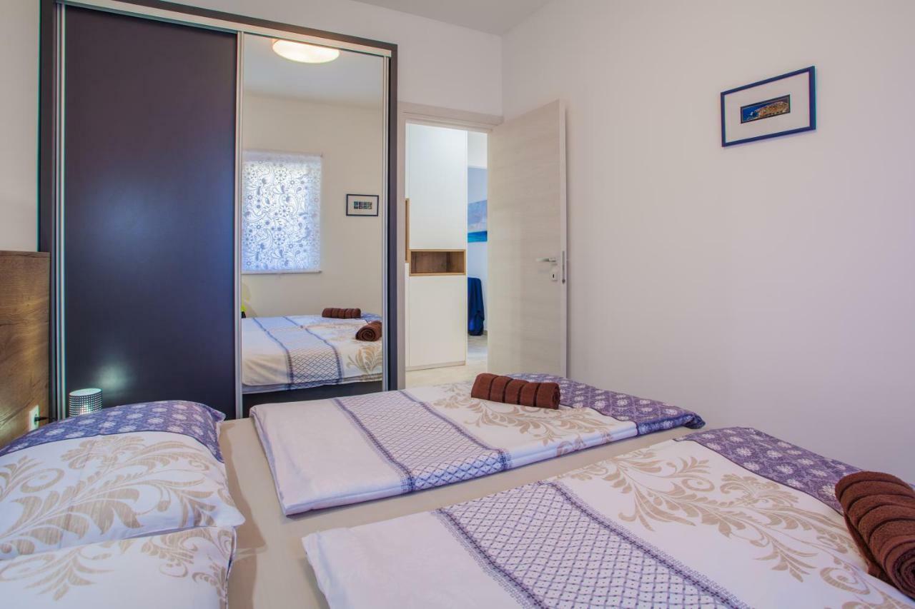 Apartmani Komesic Zubovici Bagian luar foto