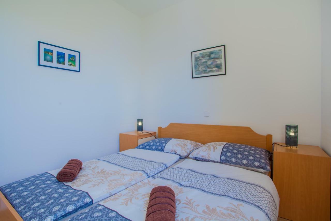Apartmani Komesic Zubovici Bagian luar foto