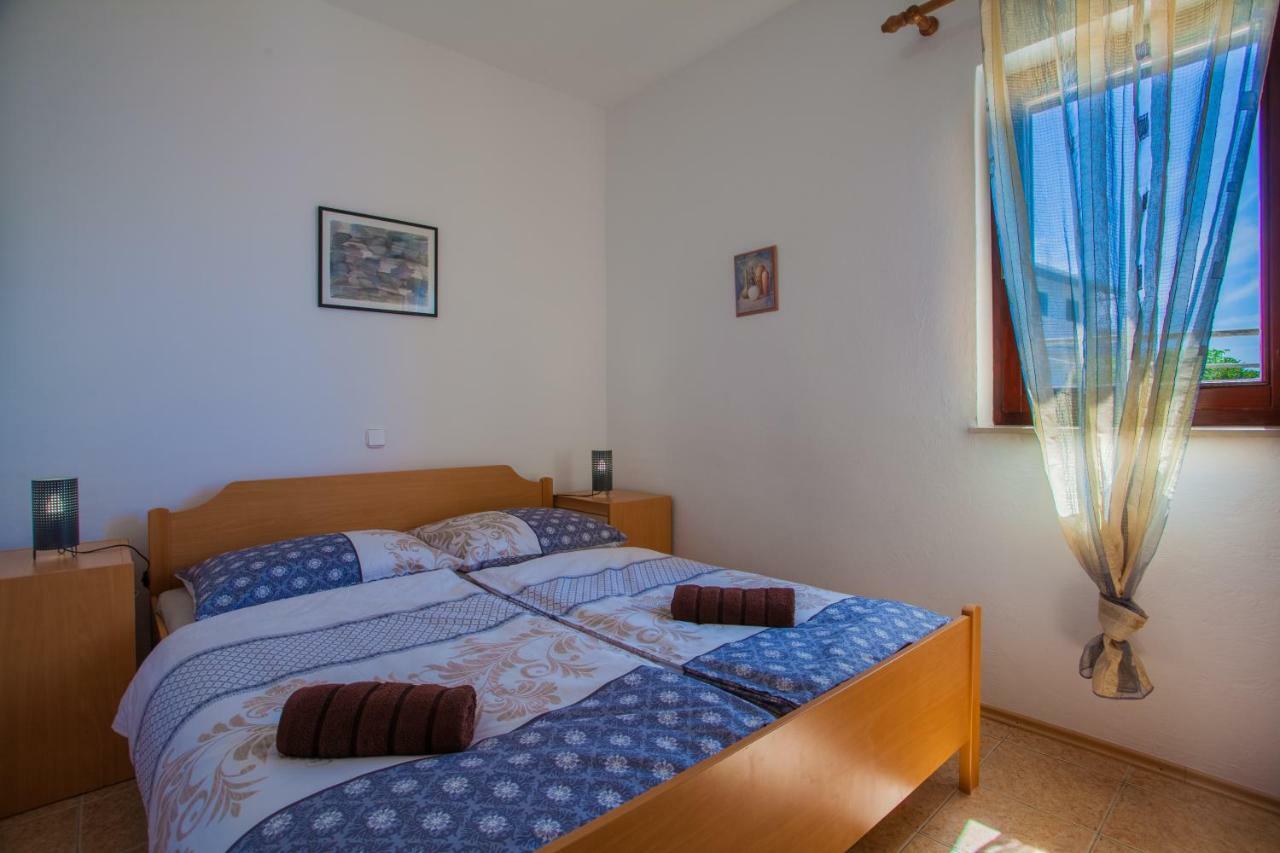 Apartmani Komesic Zubovici Bagian luar foto