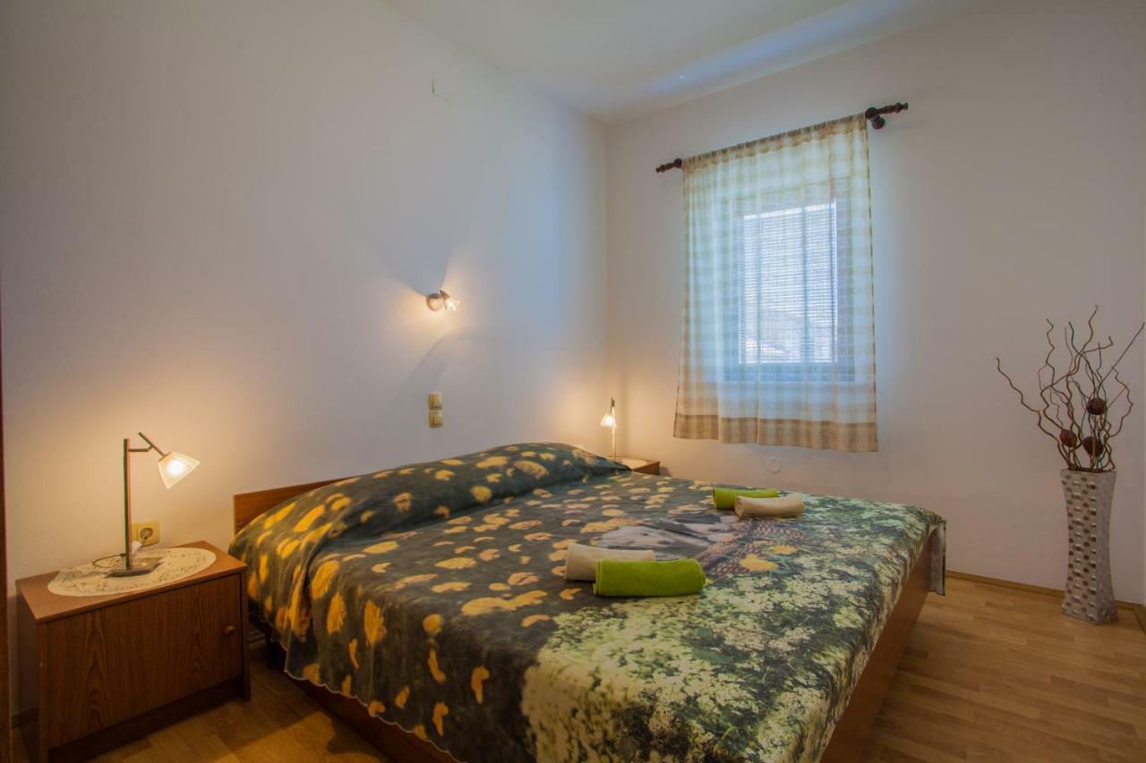Apartmani Komesic Zubovici Bagian luar foto